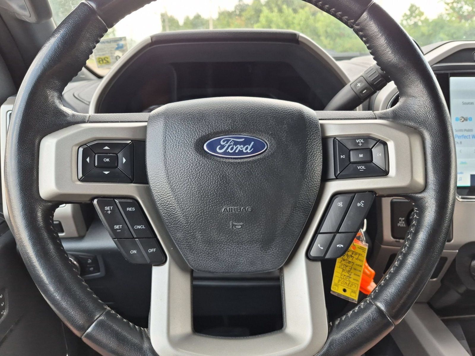 Used 2022 Ford F250 Lariat w/ Lariat Value Package AWD/4WD image 13