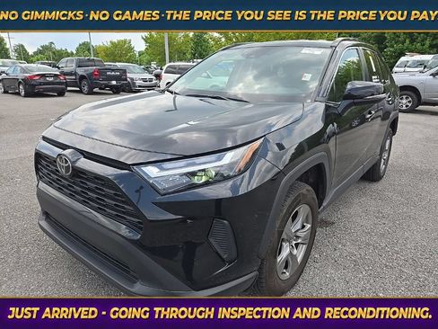 Used 2024 Toyota RAV4 XLE w/ Weather Package AWD/4WD image 4