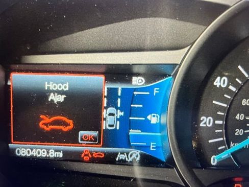 Used 2020 Ford Edge SEL w/ Convenience Package AWD/4WD image 8