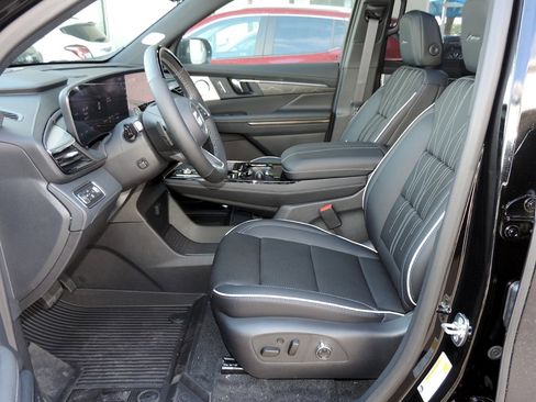 New 2025 Buick Enclave Avenir w/ Super Cruise Package image 17