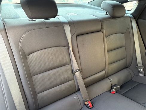 Used 2024 Chevrolet Malibu LT FWD image 34