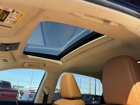 Used 2021 Lexus RX 350 FWD w/ Premium Package image 16