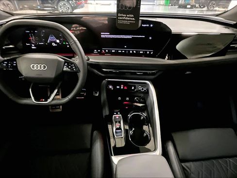 New 2025 Audi SQ5 Premium Plus image 5