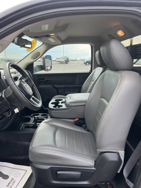 Used 2016 RAM 3500 Tradesman AWD/4WD image 28