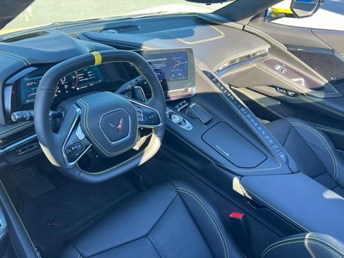 Used 2023 Chevrolet Corvette Stingray Premium Conv w/ Z51 Performance Package RWD image 20