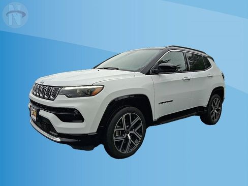 Used 2025 Jeep Compass Limited w/ Elite Group AWD/4WD image 10
