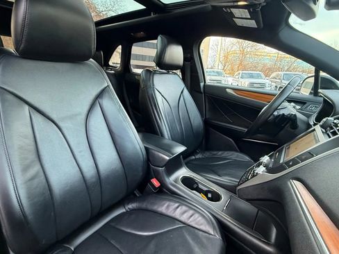Used 2016 Lincoln MKC Reserve image 37