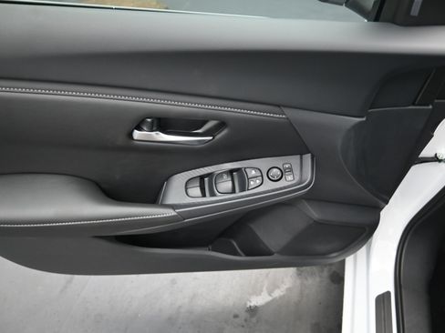 New 2025 Nissan Sentra SV w/ All-Weather Package image 11