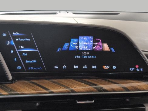 Certified 2022 Cadillac Escalade ESV Premium Luxury Platinum w/ LPO, Radiant Package AWD/4WD image 7