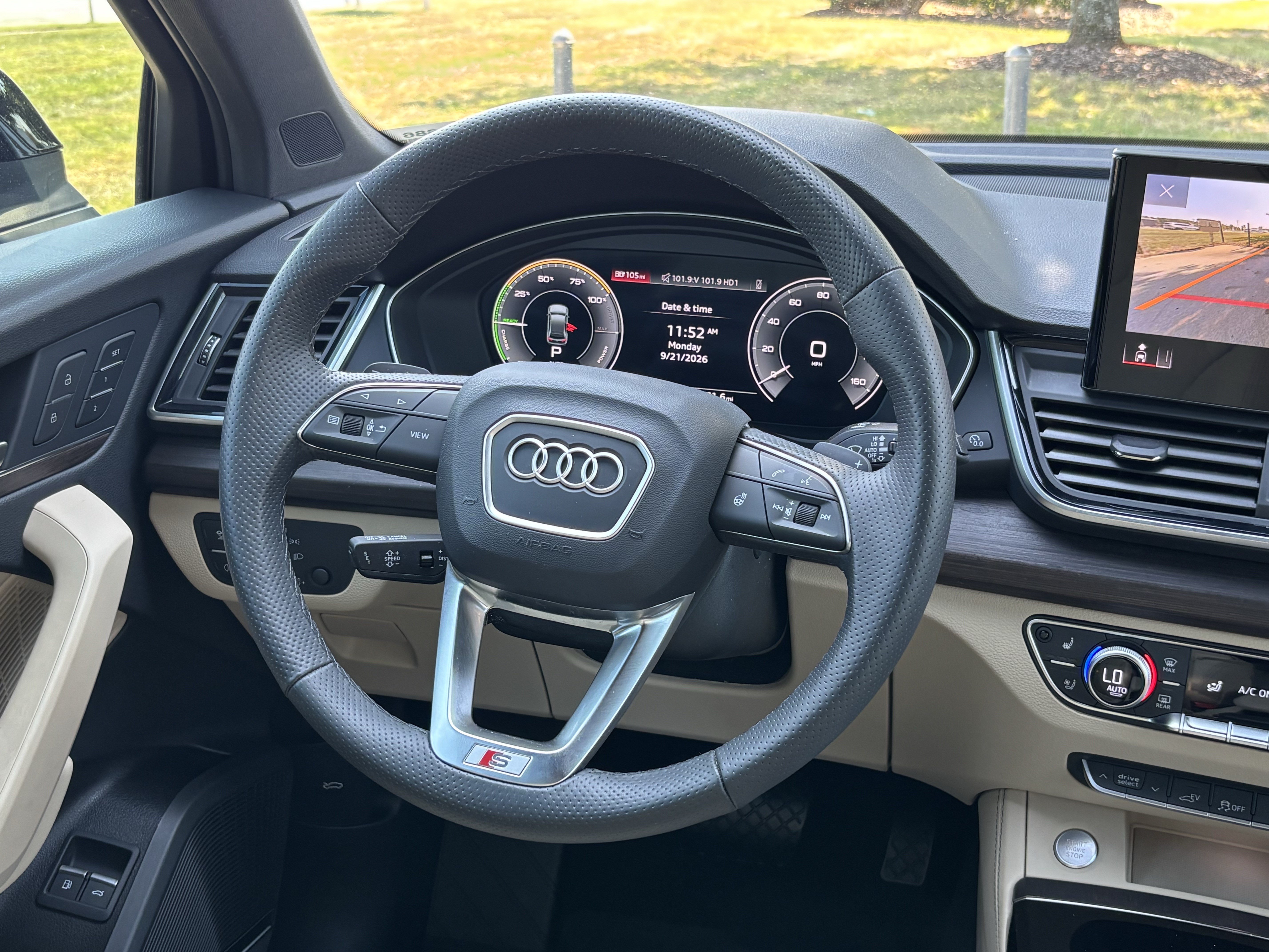 Certified 2024 Audi Q5 e Premium Plus w/ Premium Plus Package AWD/4WD image 20