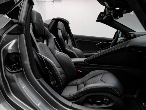 Used 2023 Chevrolet Corvette Stingray Preferred Conv w/ Z51 Performance Package image 58