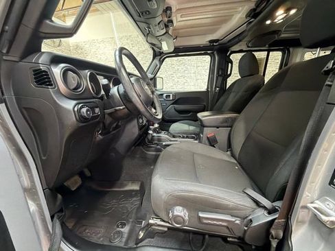 Used 2023 Jeep Wrangler Unlimited Sport AWD/4WD image 18