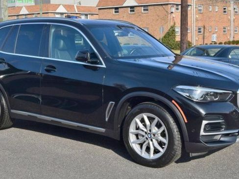 Used 2023 BMW X5 xDrive40i w/ Premium Package AWD/4WD image 6