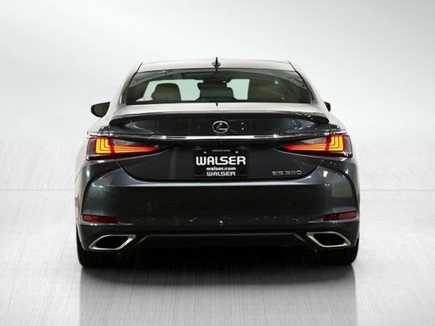 Used 2025 Lexus ES 350 w/ Luxury Package FWD image 4