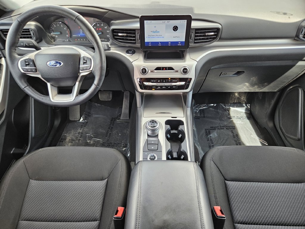 Used 2024 Ford Explorer XLT AWD/4WD image 26