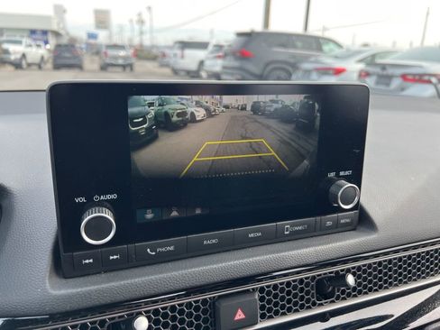 Used 2025 Honda Civic Sport image 13