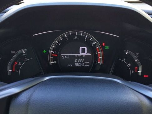 Used 2018 Honda Civic Sport image 25