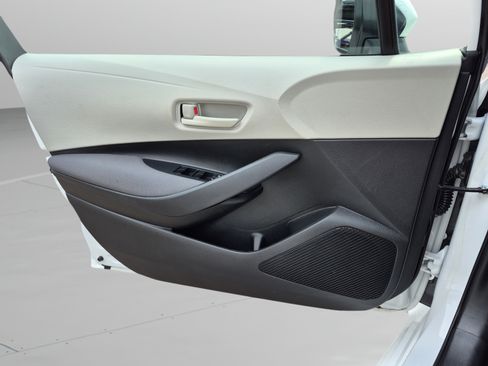 Used 2023 Toyota Corolla LE FWD image 21