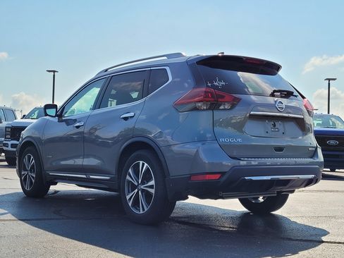 Used 2018 Nissan Rogue SL w/ Premium Package FWD image 6