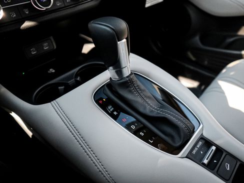 Certified 2026 Honda HR-V EX-L image 25