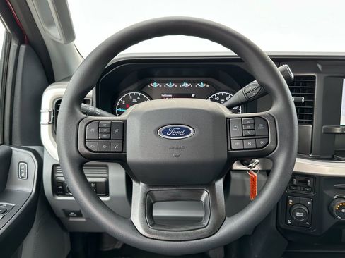 New 2026 Ford F250 XL w/ XL Chrome Package image 8