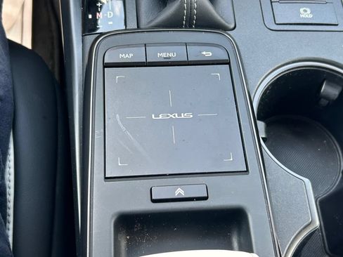 Used 2023 Lexus IS 500 RWD image 29