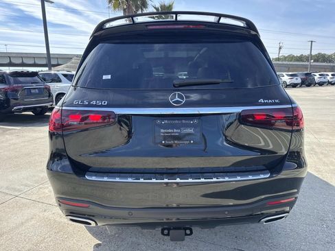 Used 2026 Mercedes-Benz GLS 450 4MATIC image 6
