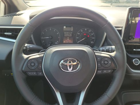 Used 2025 Toyota Corolla SE FWD image 23