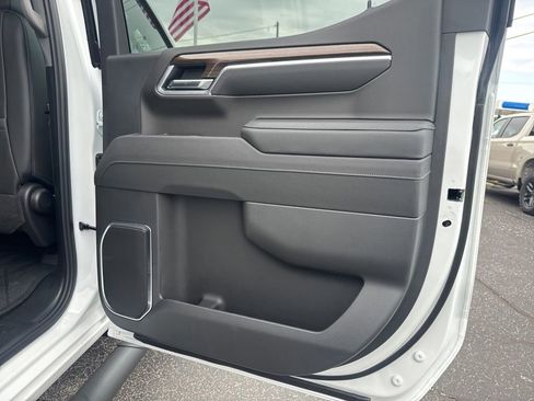 New 2026 Chevrolet Silverado 1500 RST w/ Convenience Package II AWD/4WD image 22