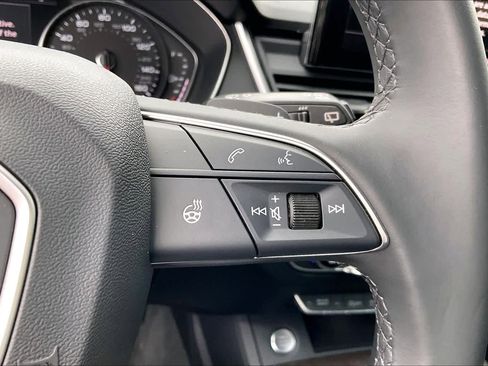 Used 2025 Audi Q5 2.0T Premium image 22