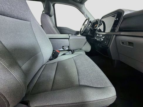 Used 2025 Ford F150 XLT w/ Equipment Group 301A Standard RWD image 28