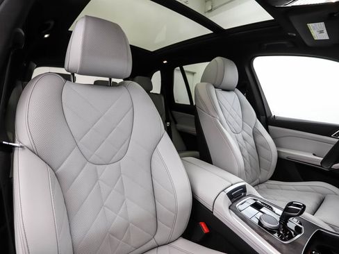 Certified 2023 BMW X5 xDrive40i w/ M Sport Package image 32