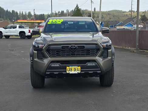 New 2026 Toyota Tacoma TRD Off-Road image 3