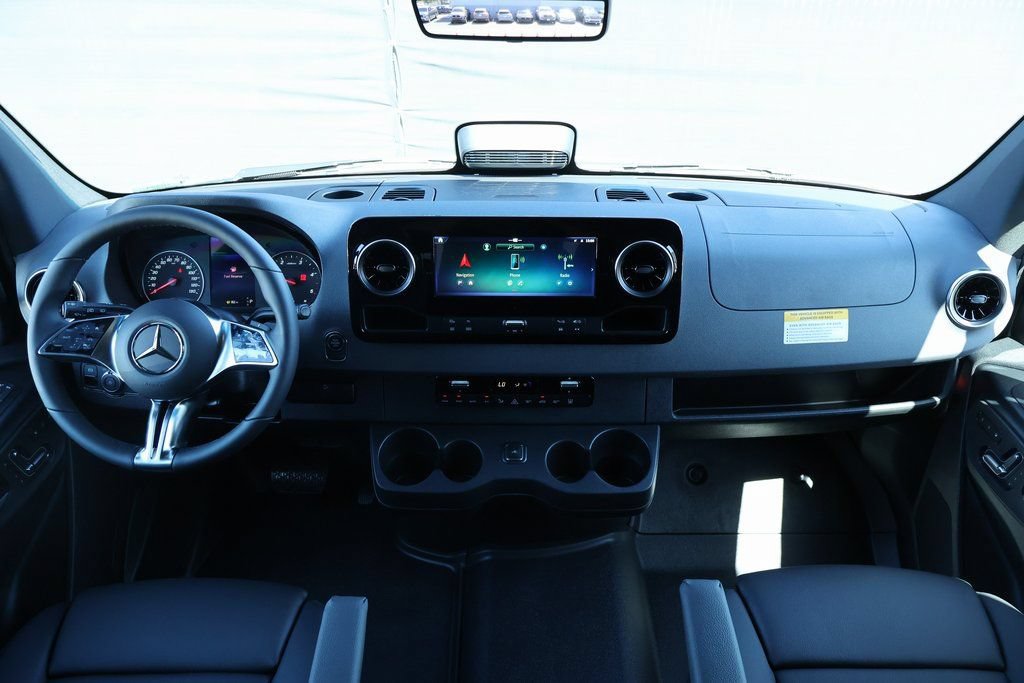 New 2026 Mercedes-Benz Sprinter 2500 image 4