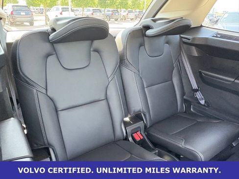 Certified 2024 Volvo XC90 B6 Ultimate w/ Lounge Package AWD/4WD image 36
