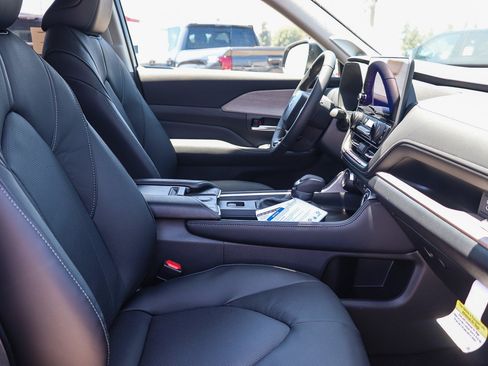 New 2026 Toyota Grand Highlander AWD image 20