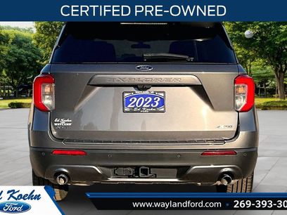 Certified 2023 Ford Explorer XLT w/ Equipment Group 202A