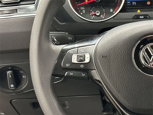 Certified 2021 Volkswagen Tiguan S image 9