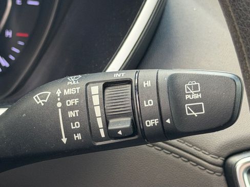 Used 2019 Hyundai Santa Fe SEL FWD image 34
