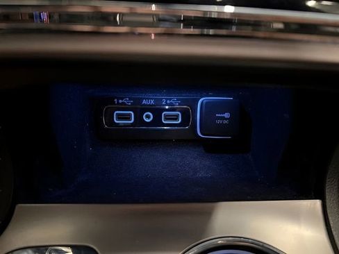 Used 2019 Jeep Grand Cherokee Limited AWD/4WD image 33