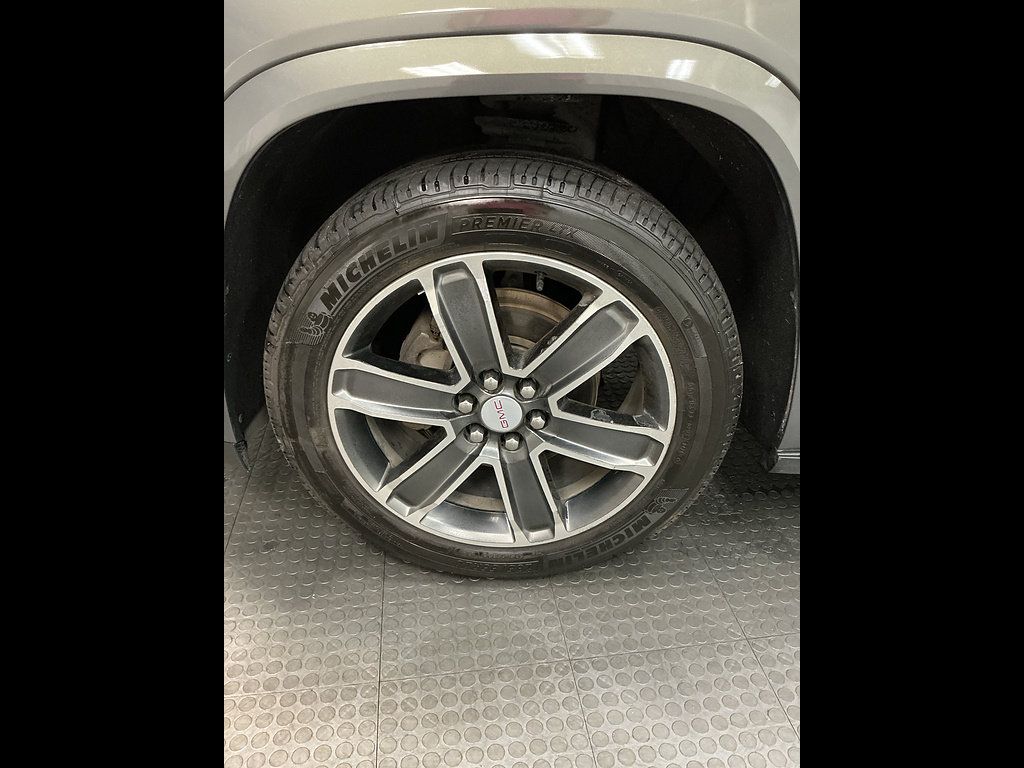 Used 2018 GMC Acadia Denali AWD/4WD image 39