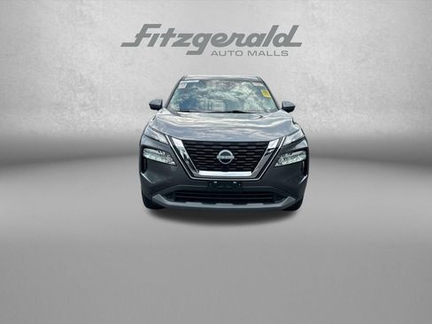 Used 2023 Nissan Rogue SV AWD/4WD image 2