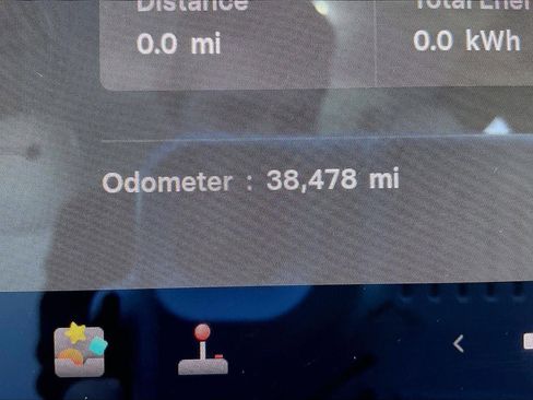 Used 2020 Tesla Model Y Long Range image 21