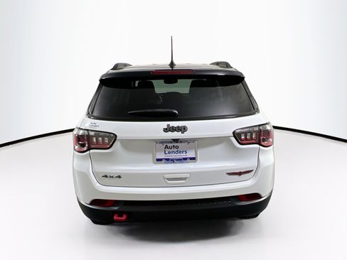 Used 2022 Jeep Compass Trailhawk w/ Trailhawk Convenience Group AWD/4WD image 6