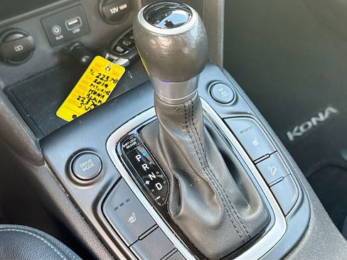 Used 2019 Hyundai Kona Limited AWD/4WD image 16