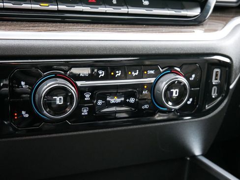 Used 2025 Chevrolet Silverado 1500 RST w/ Convenience Package II image 19