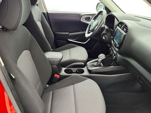 Used 2021 Kia Soul LX FWD image 22