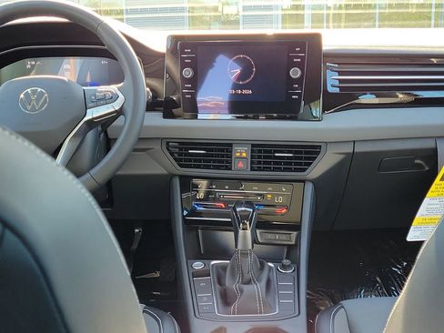 New 2026 Volkswagen Jetta SE image 11