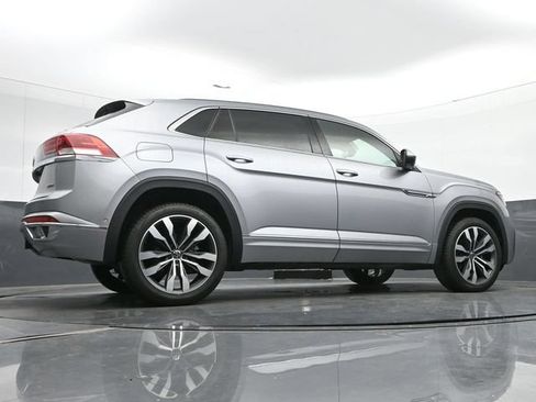 Used 2020 Volkswagen Atlas Cross Sport SEL Premium R-Line AWD/4WD image 37
