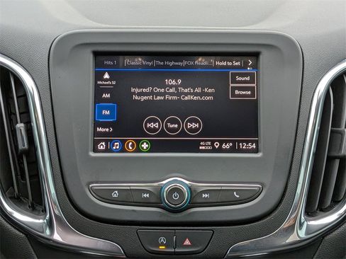 Used 2024 Chevrolet Equinox LT image 19